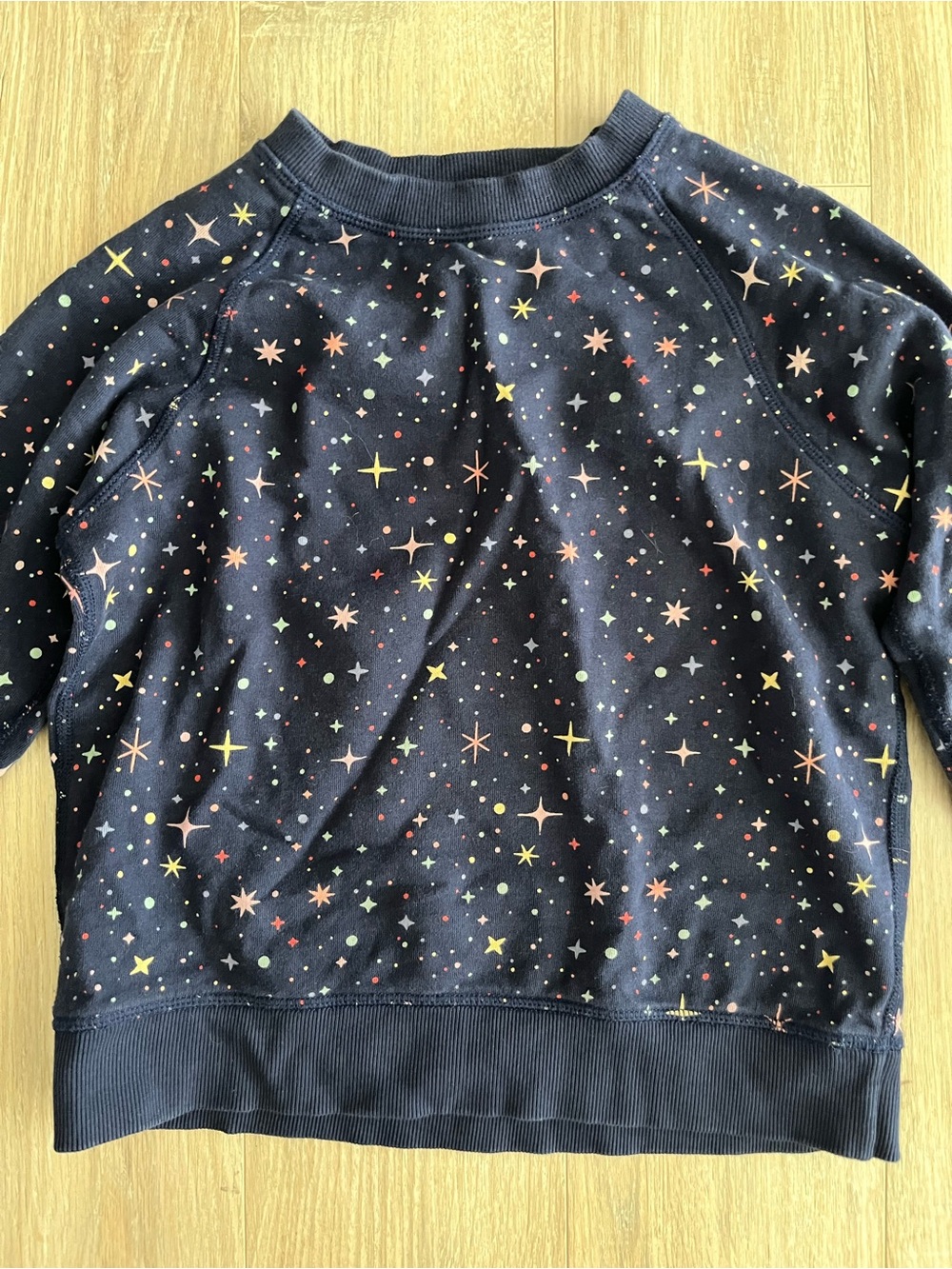 Hanna Andersson Girl’s French Terry Sweatshirt Navy Star Burst - Size 10 - Picture 2 of 5